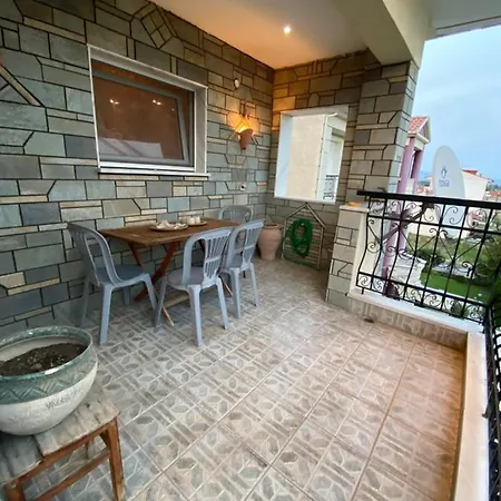 Florina House - Spacious With 2 Bedrooms And Mountain View Exterior photo