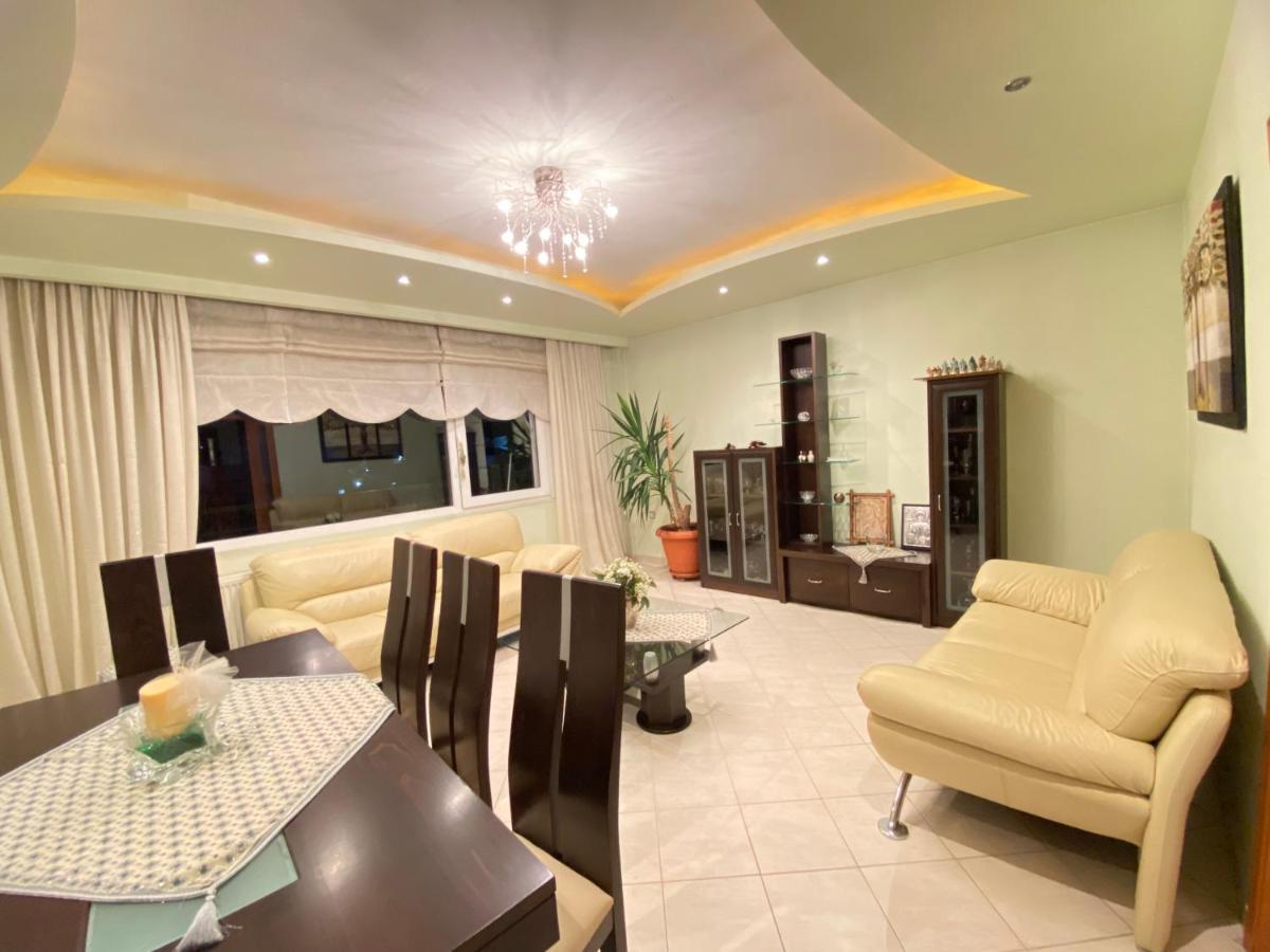Apartment House - Spacious With 2 Bedrooms And Mountain View Florina
